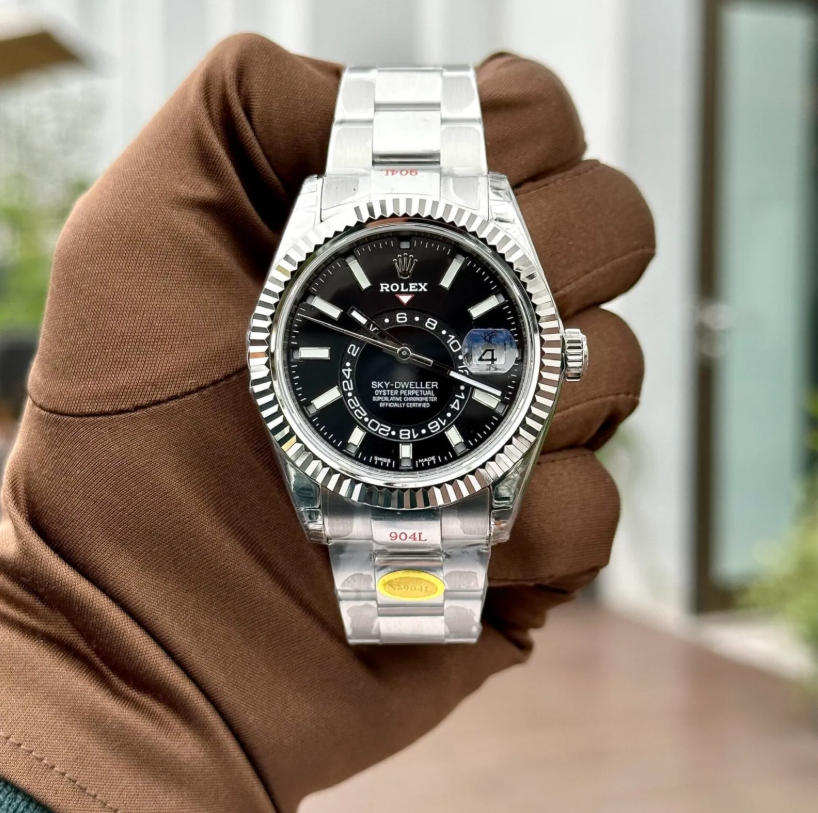Rolex-Sky-Dweller-Bright-black-Dial-336934-Oyster-1