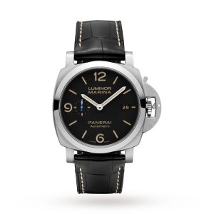 Replica Panerai Luminor Mens Black 44mm watch